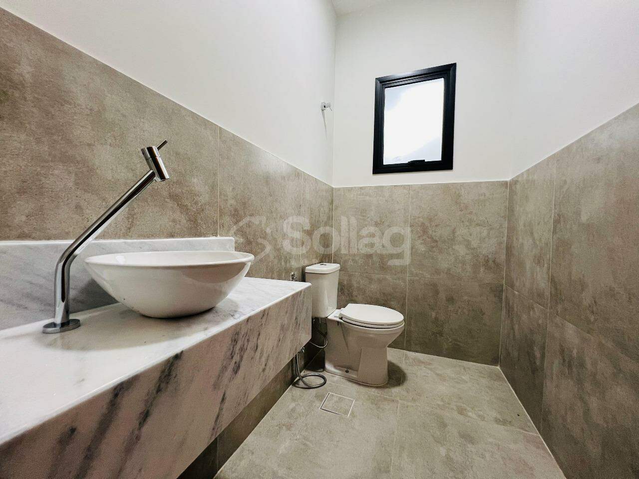 Casa à venda no Pinheirinho: 