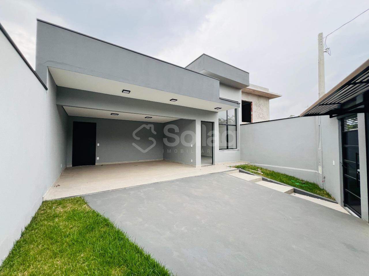 Casa à venda no Pinheirinho: 