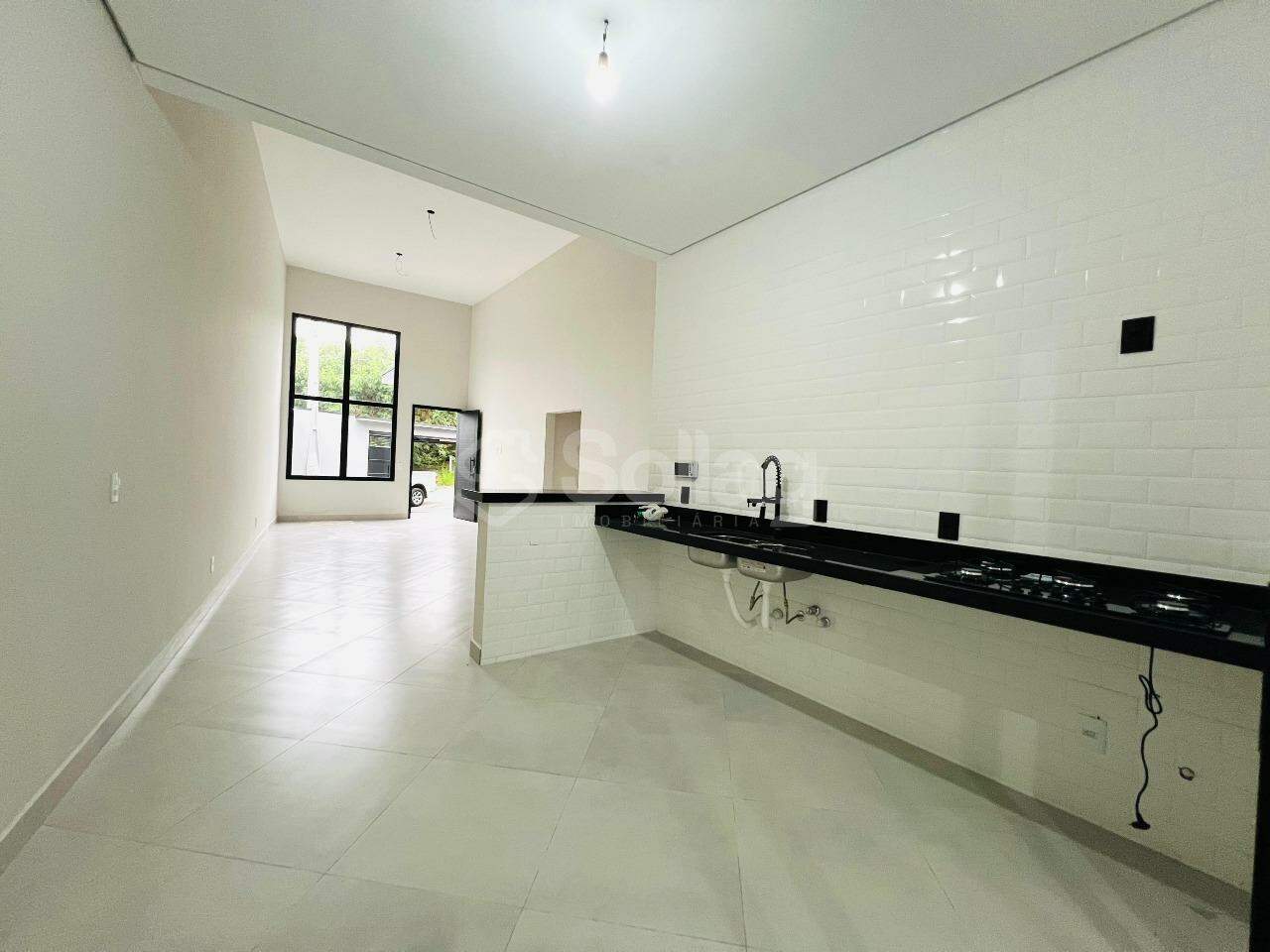 Casa à venda no Pinheirinho: 