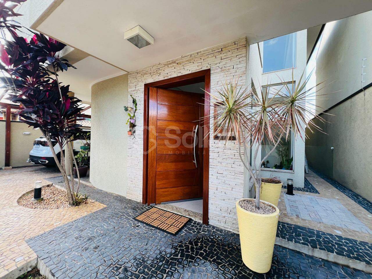 Casa à venda no Jardim Paiquerê: 