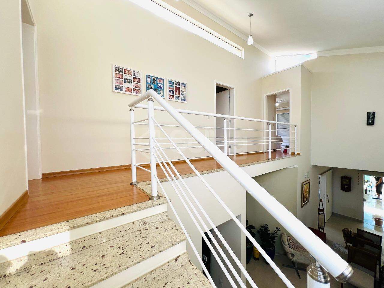 Casa à venda no Jardim Paiquerê: 