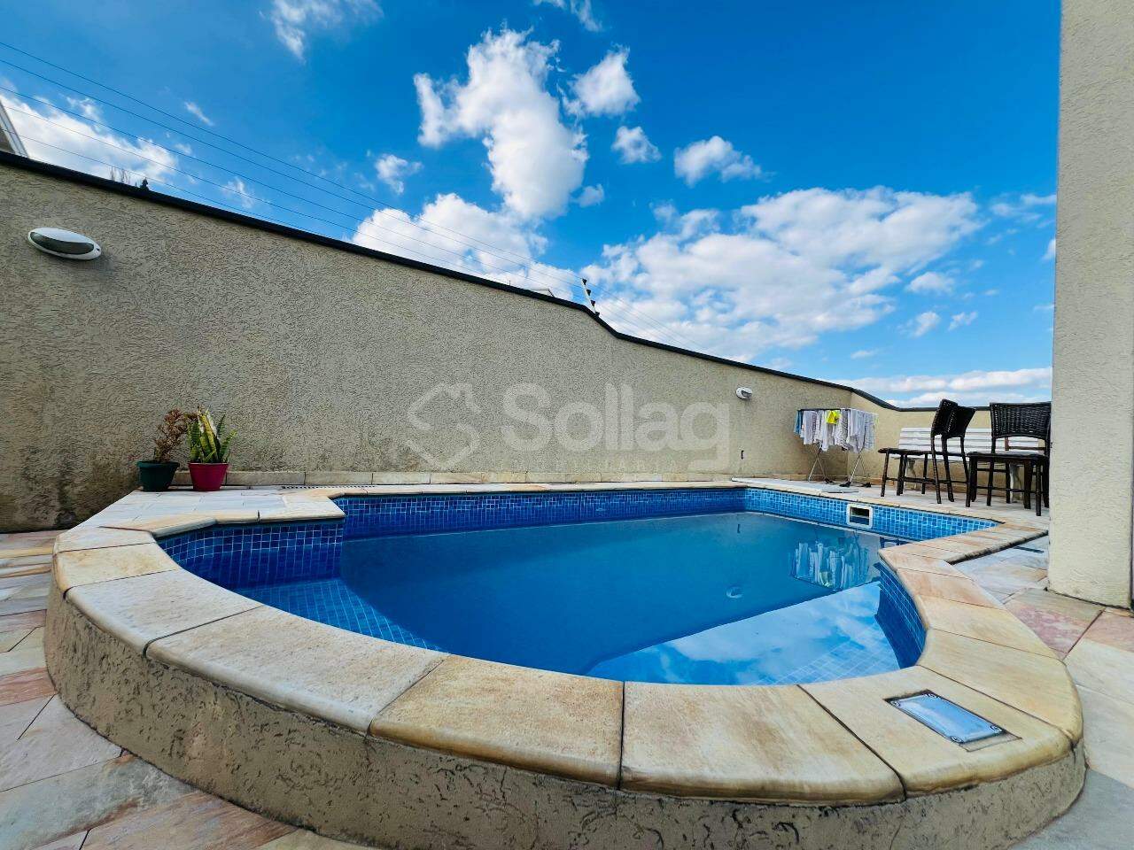 Casa à venda no Jardim Paiquerê: 