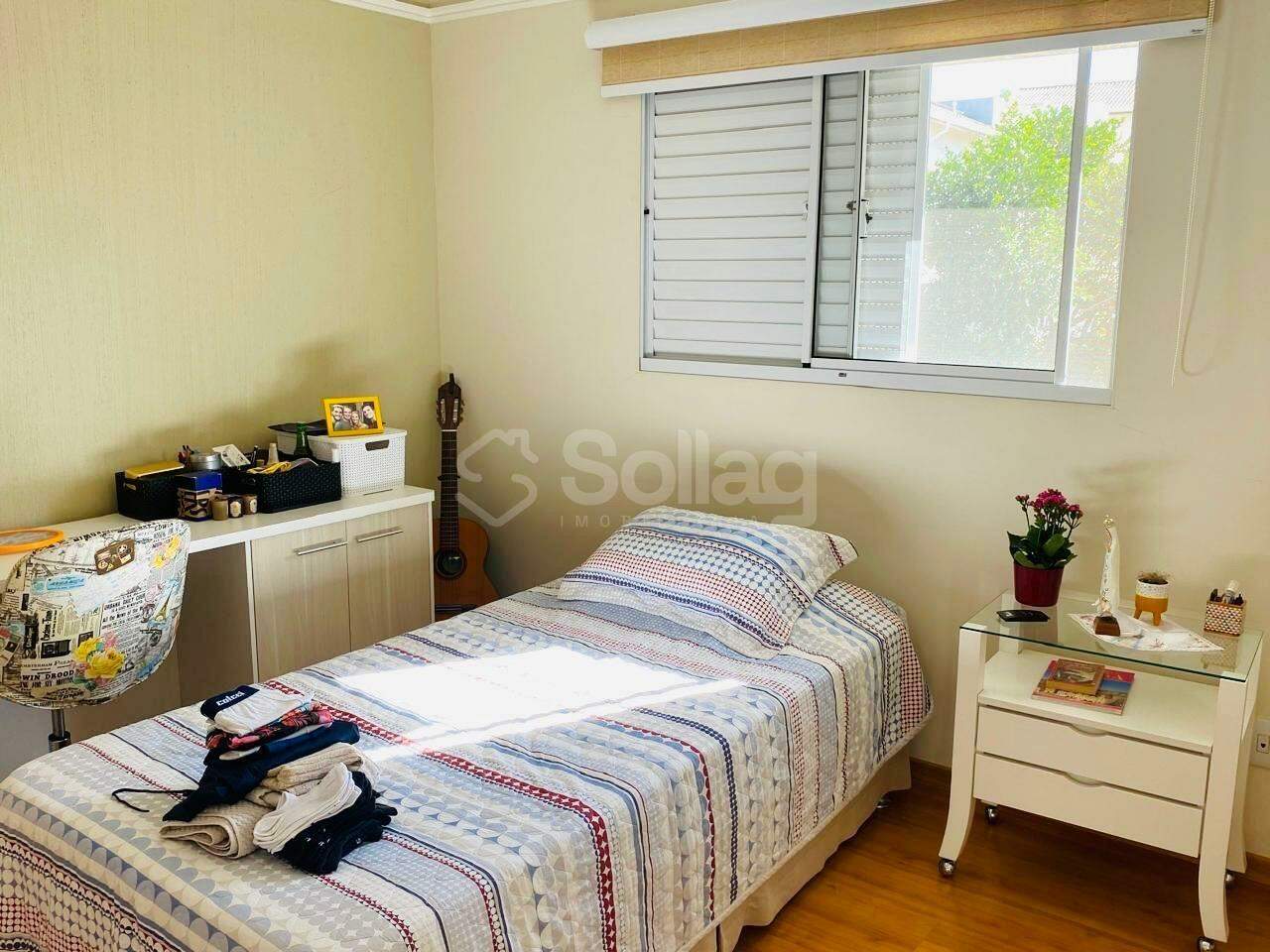 Casa à venda no Jardim Paiquerê: 