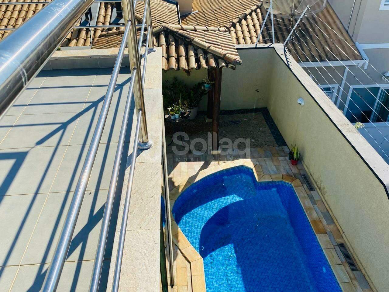 Casa à venda no Jardim Paiquerê: 