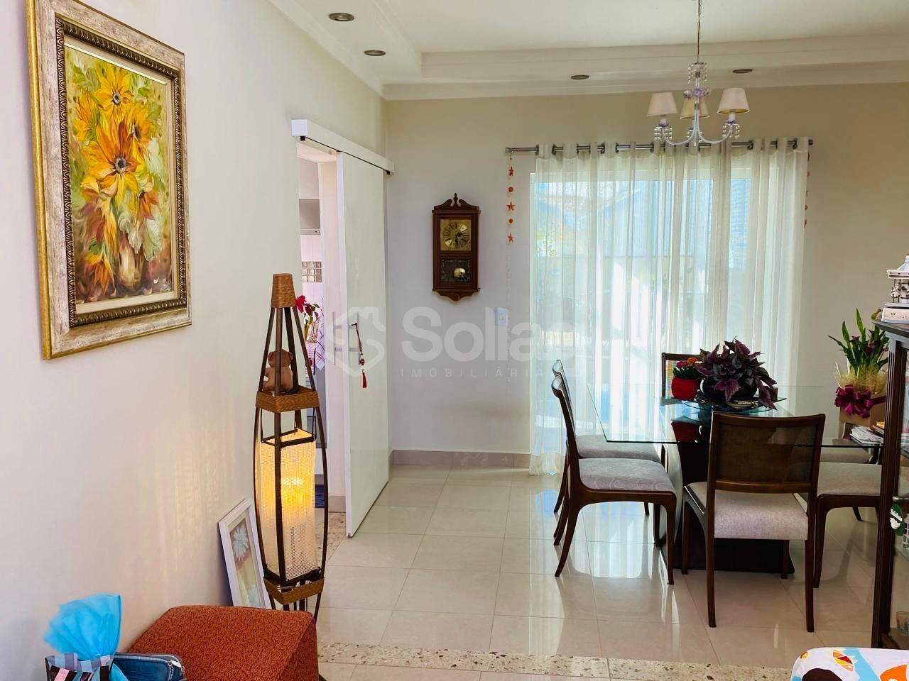 Casa à venda no Jardim Paiquerê: 