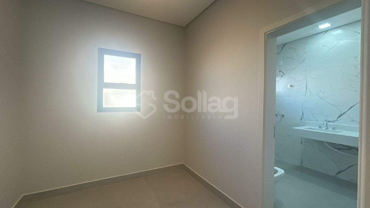 Casa em condomínio à venda no Condomínio Jardim das Palmeiras: