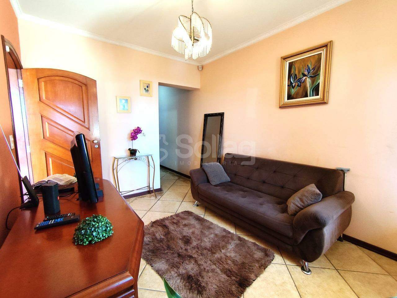 Casa à venda no Jardim Panorama: 