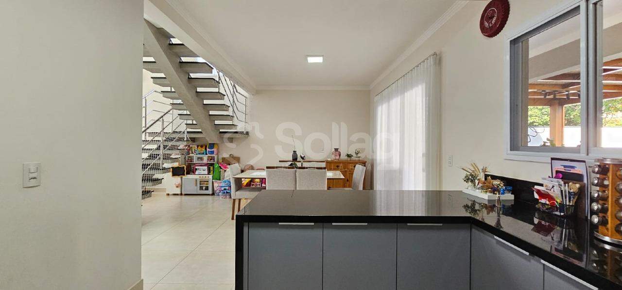 Casa em condomínio à venda no Condomínio Vita Verde: 