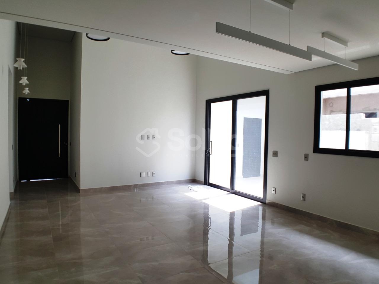 Casa em condomínio à venda no Recanto das Palmas: 