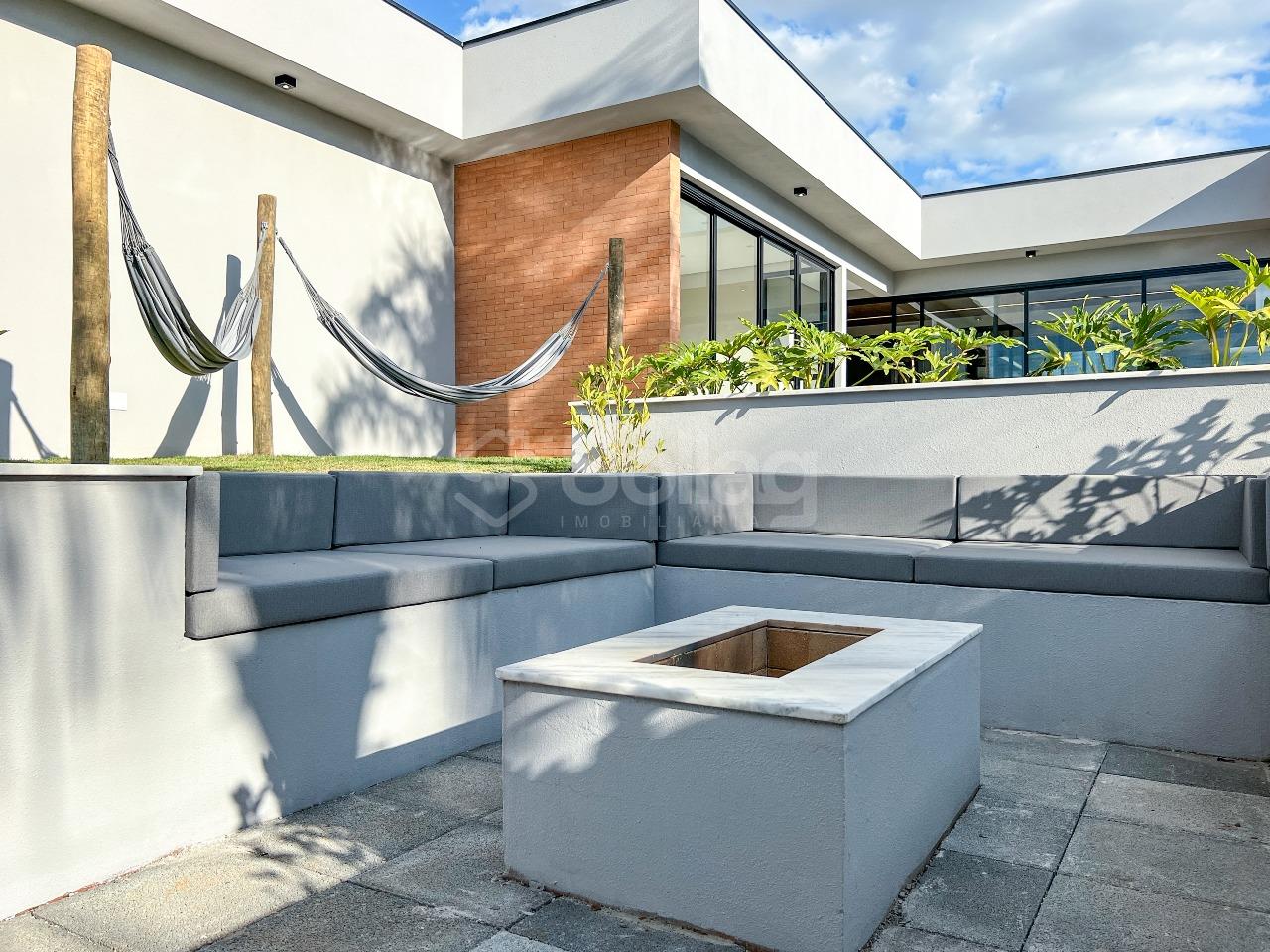 Casa em condomínio à venda no Condomínio Residencial Querência: 