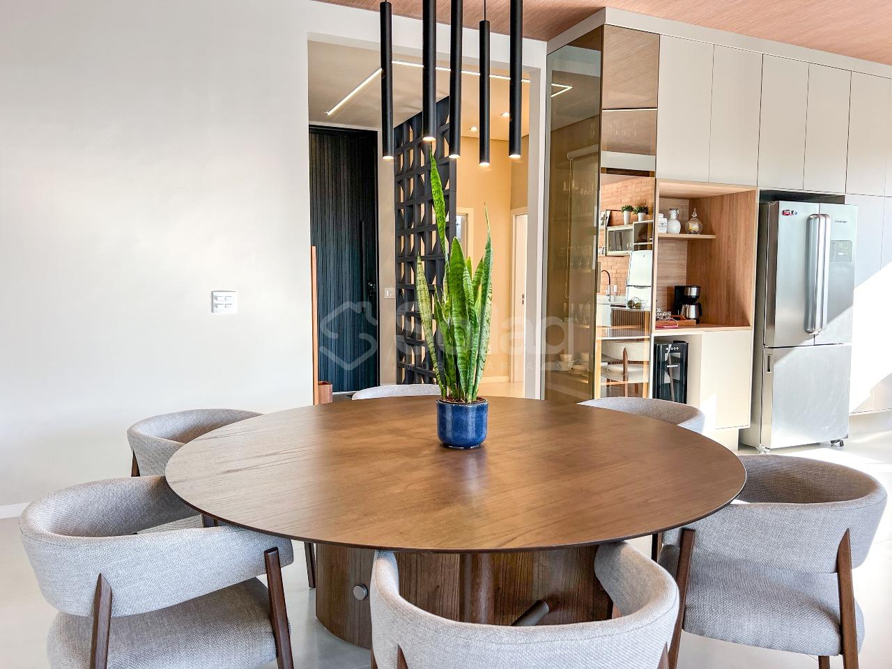 Casa em condomínio à venda no Condomínio Residencial Querência: 