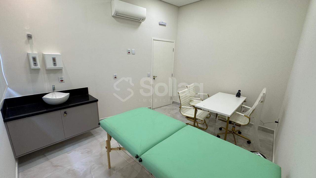 Sala para aluguel no Santa Rosa: 