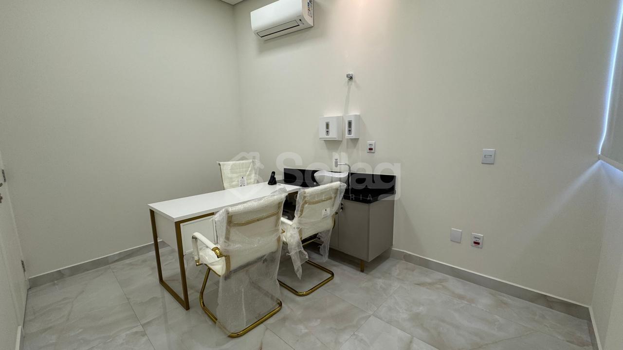 Sala para aluguel no Santa Rosa: 