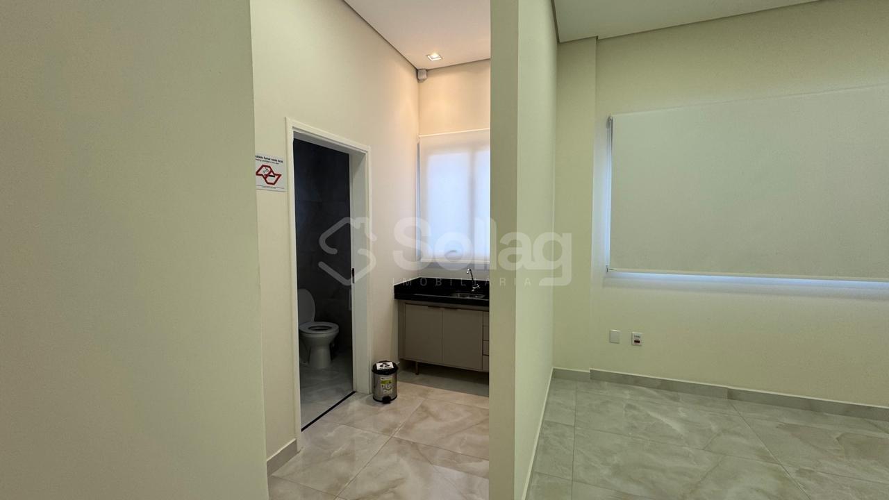 Sala para aluguel no Santa Rosa: 