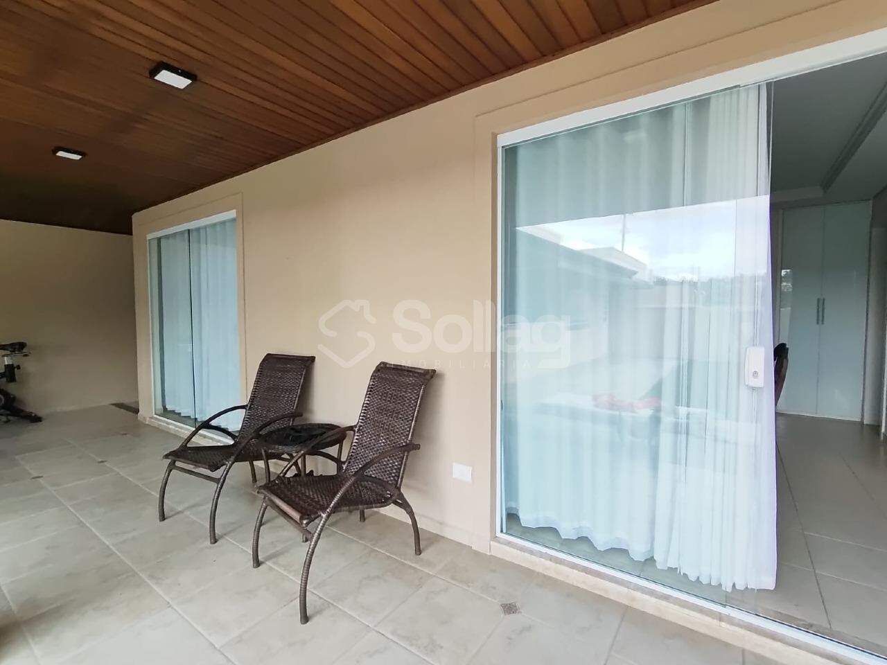 Casa em condomínio para aluguel no Bosque: 