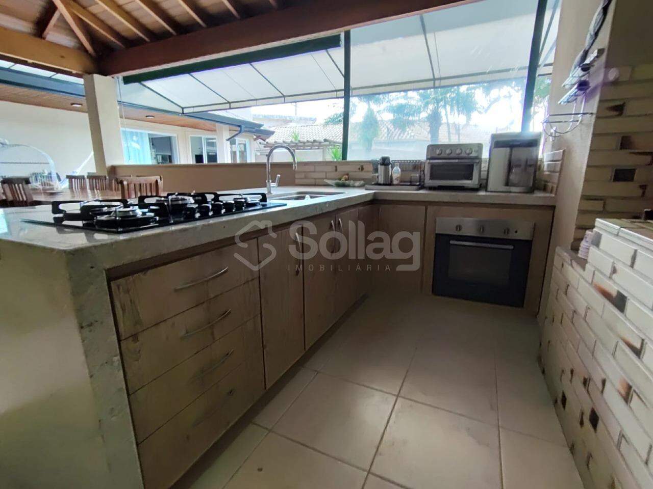 Casa em condomínio para aluguel no Bosque: 