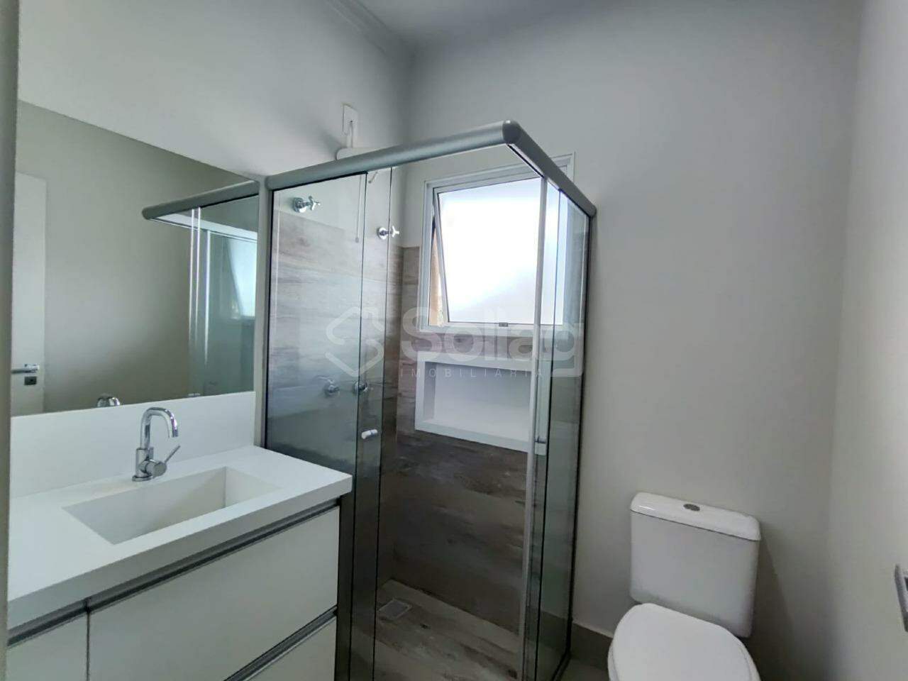 Casa em condomínio para aluguel no Bosque: 