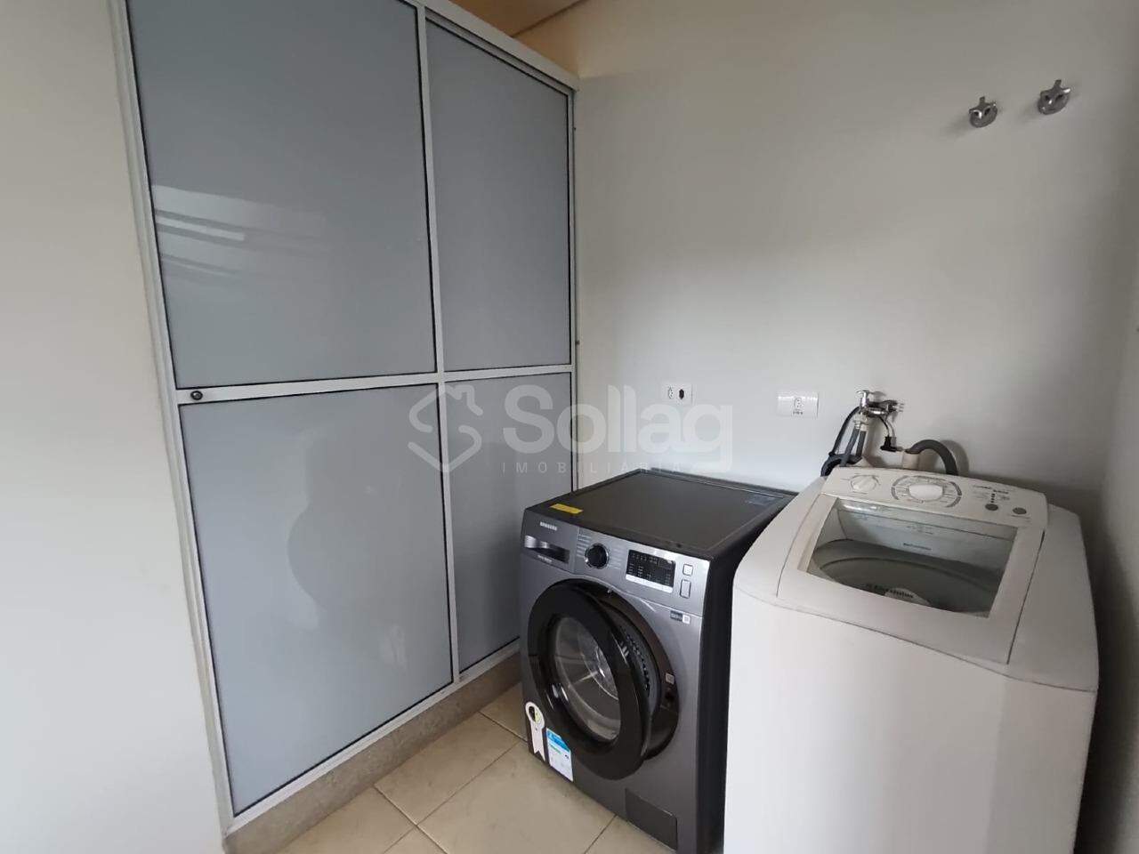 Casa em condomínio para aluguel no Bosque: 