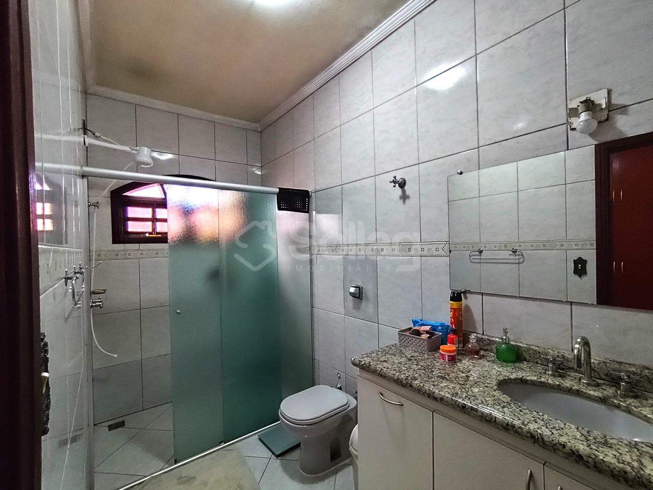 Casa à venda no Capela: 