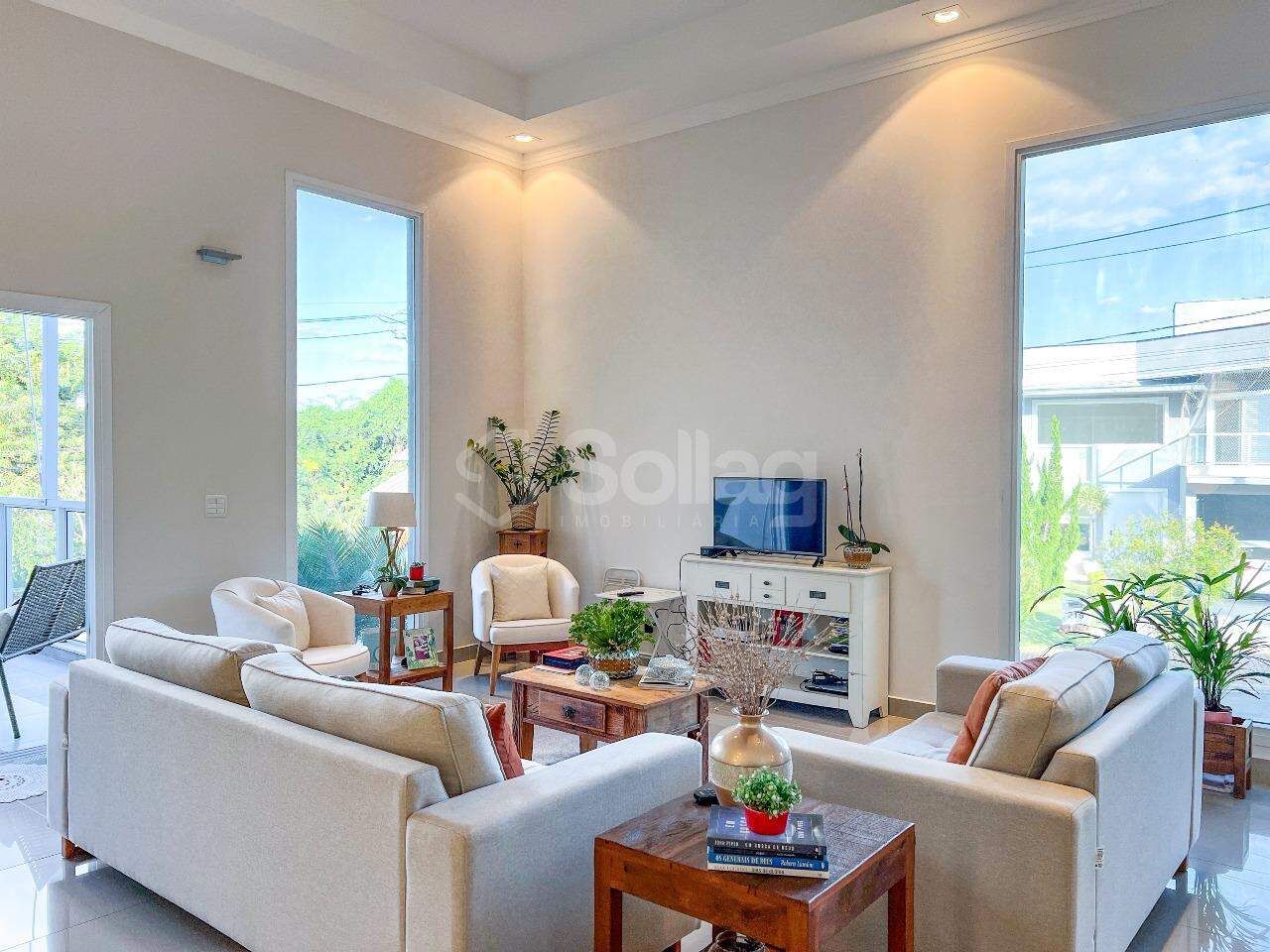 Casa em condomínio à venda no Condomínio Reserva dos Vinhedos: 