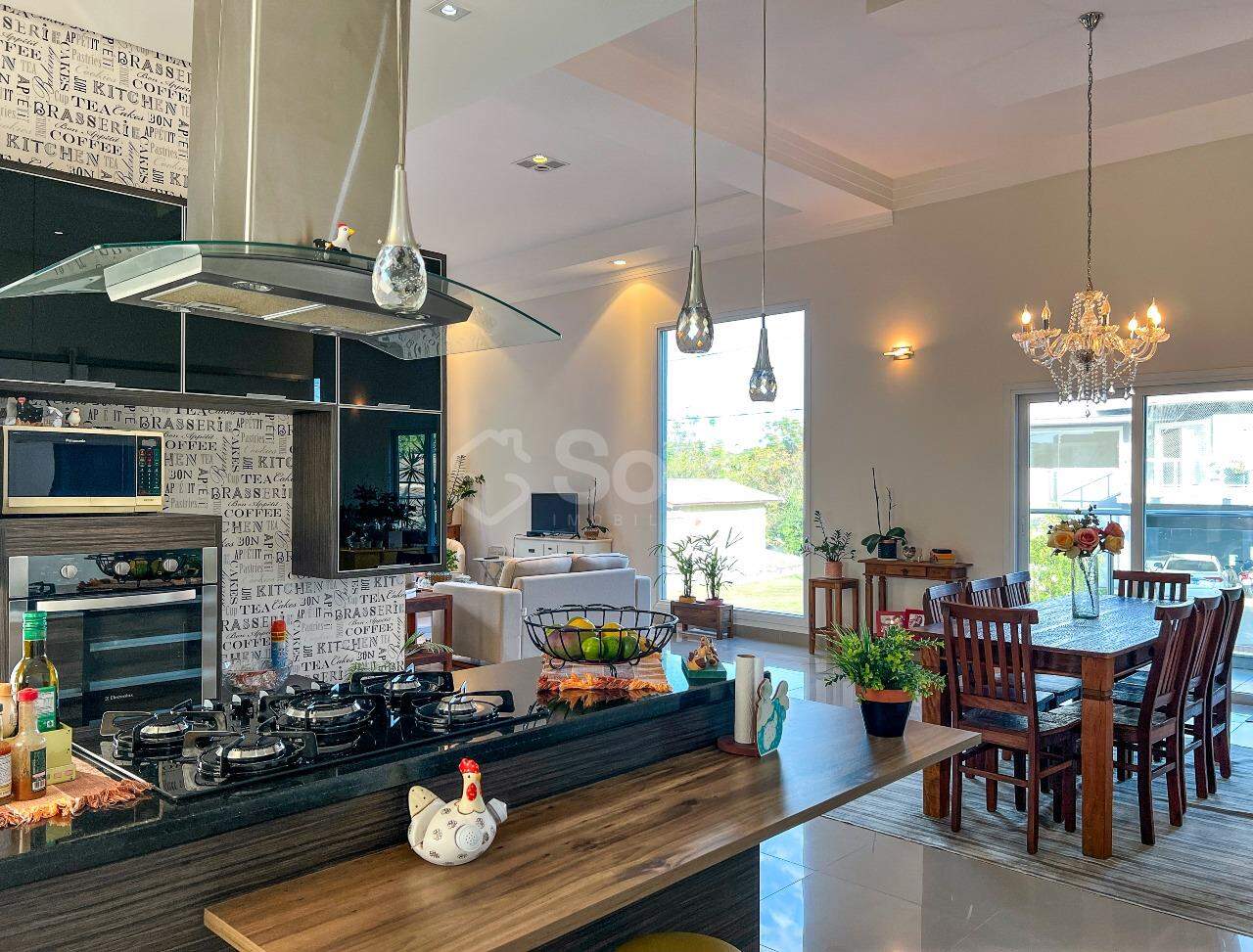 Casa em condomínio à venda no Condomínio Reserva dos Vinhedos: 