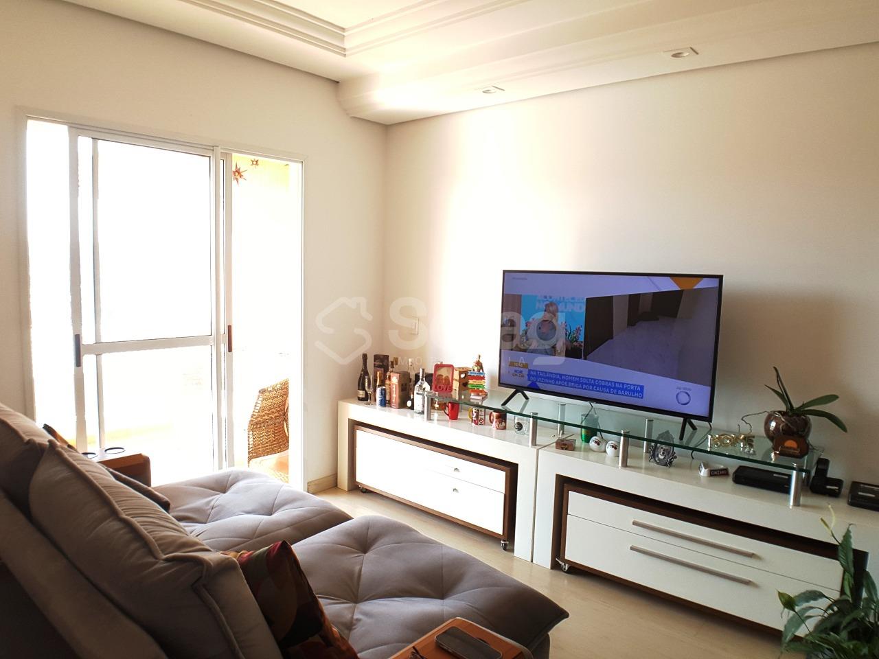 Apartamento à venda no Jardim Itália : 