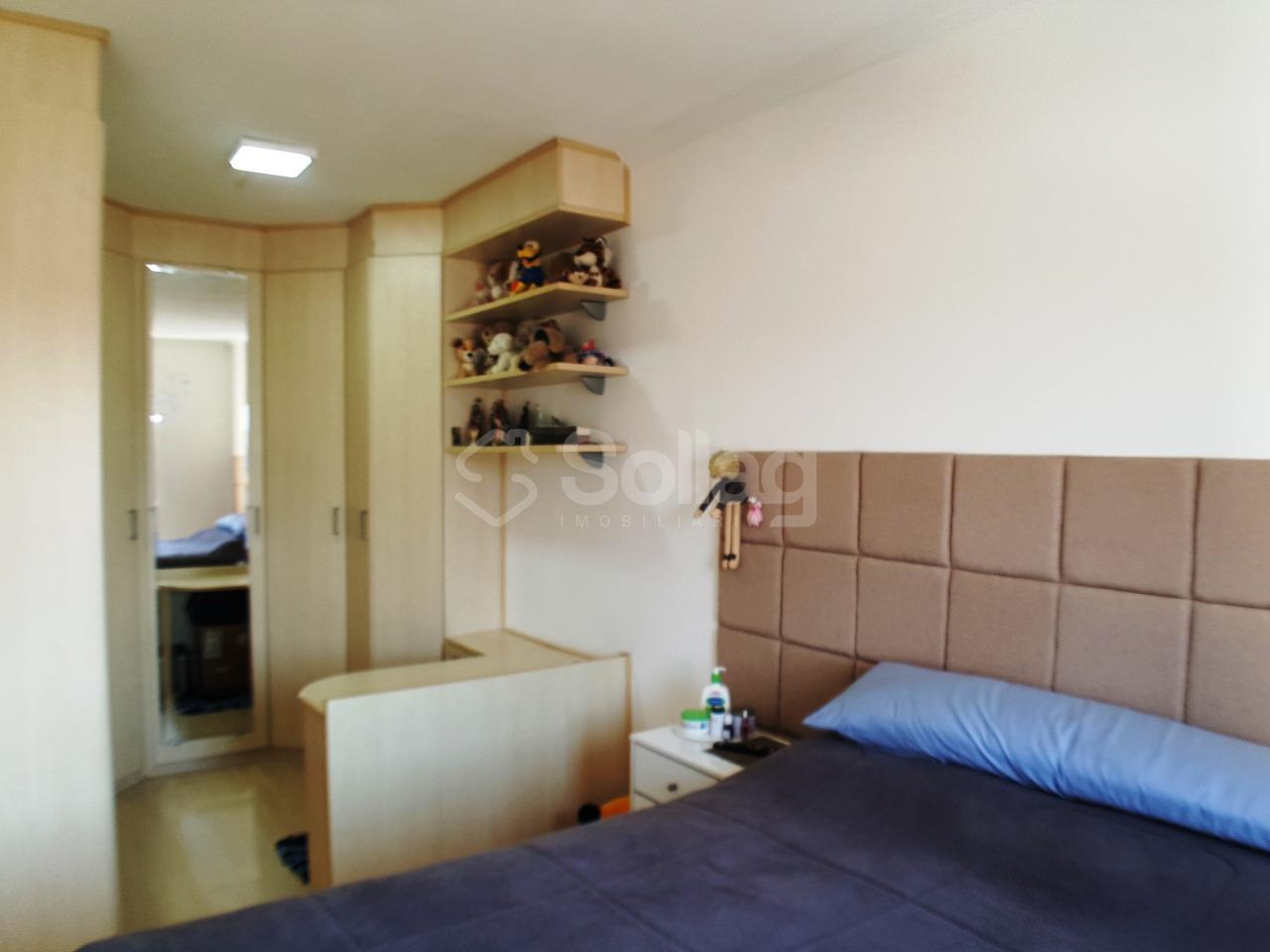 Apartamento à venda no Jardim Itália : 
