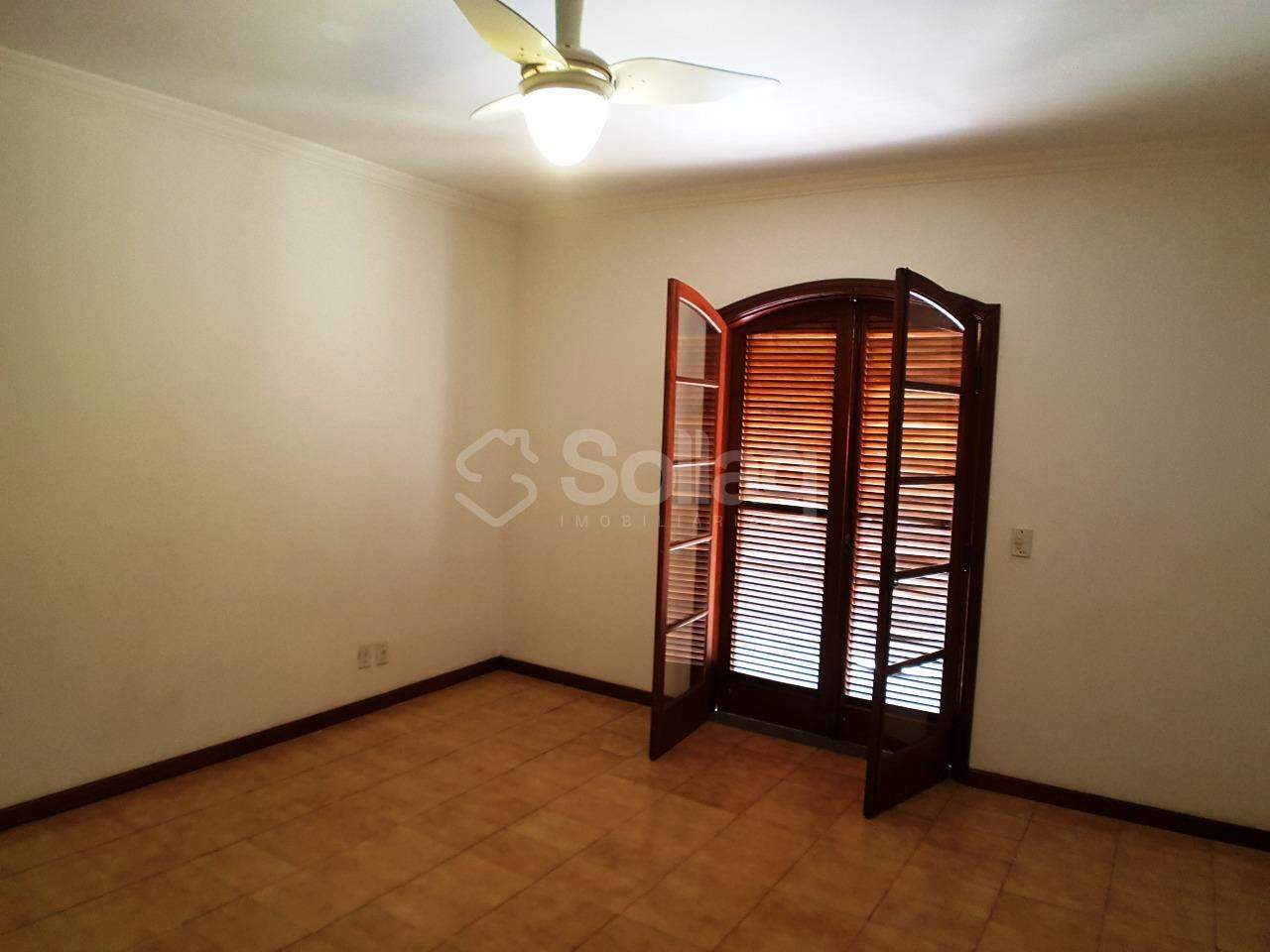 Casa em condomínio para aluguel no Marambaia: