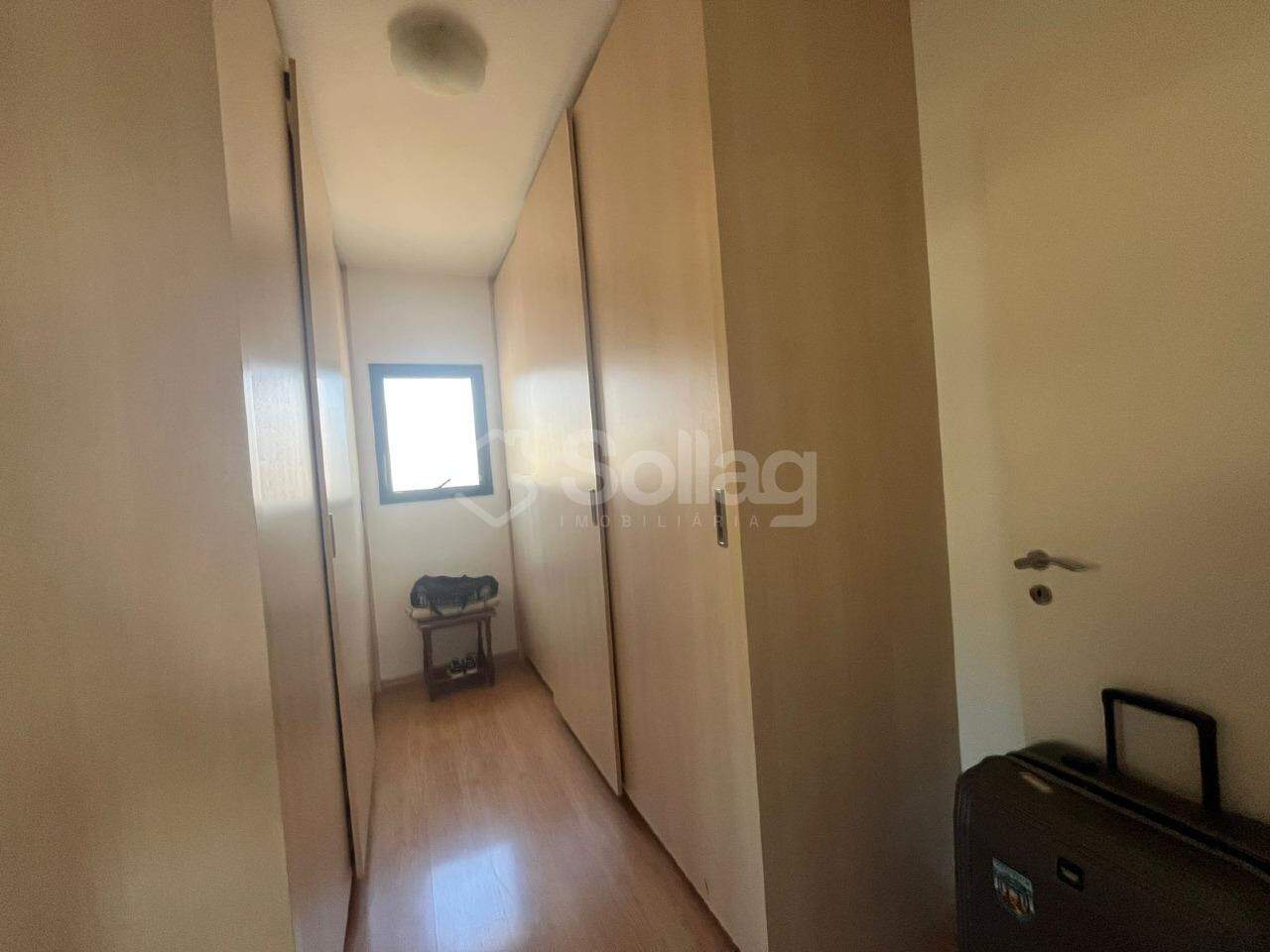 Casa em condomínio para aluguel no Bosque: 