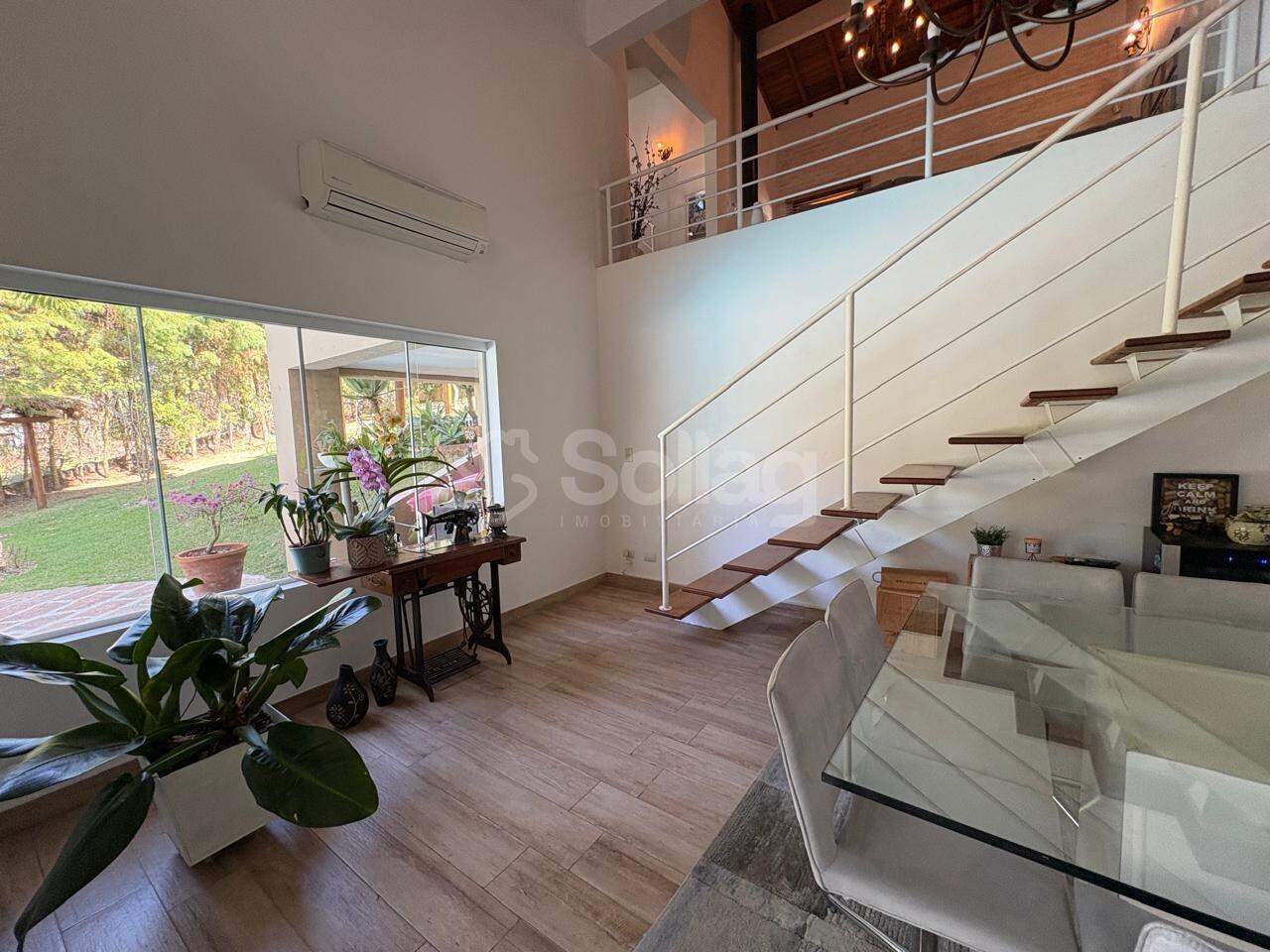 Casa em condomínio à venda no Condomínio Vale da Santa Fé: