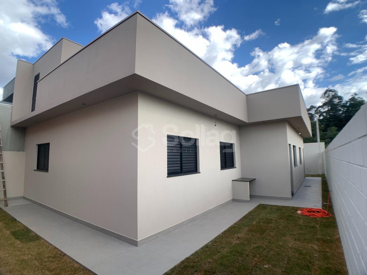 Casa à venda no Pinheirinho: 