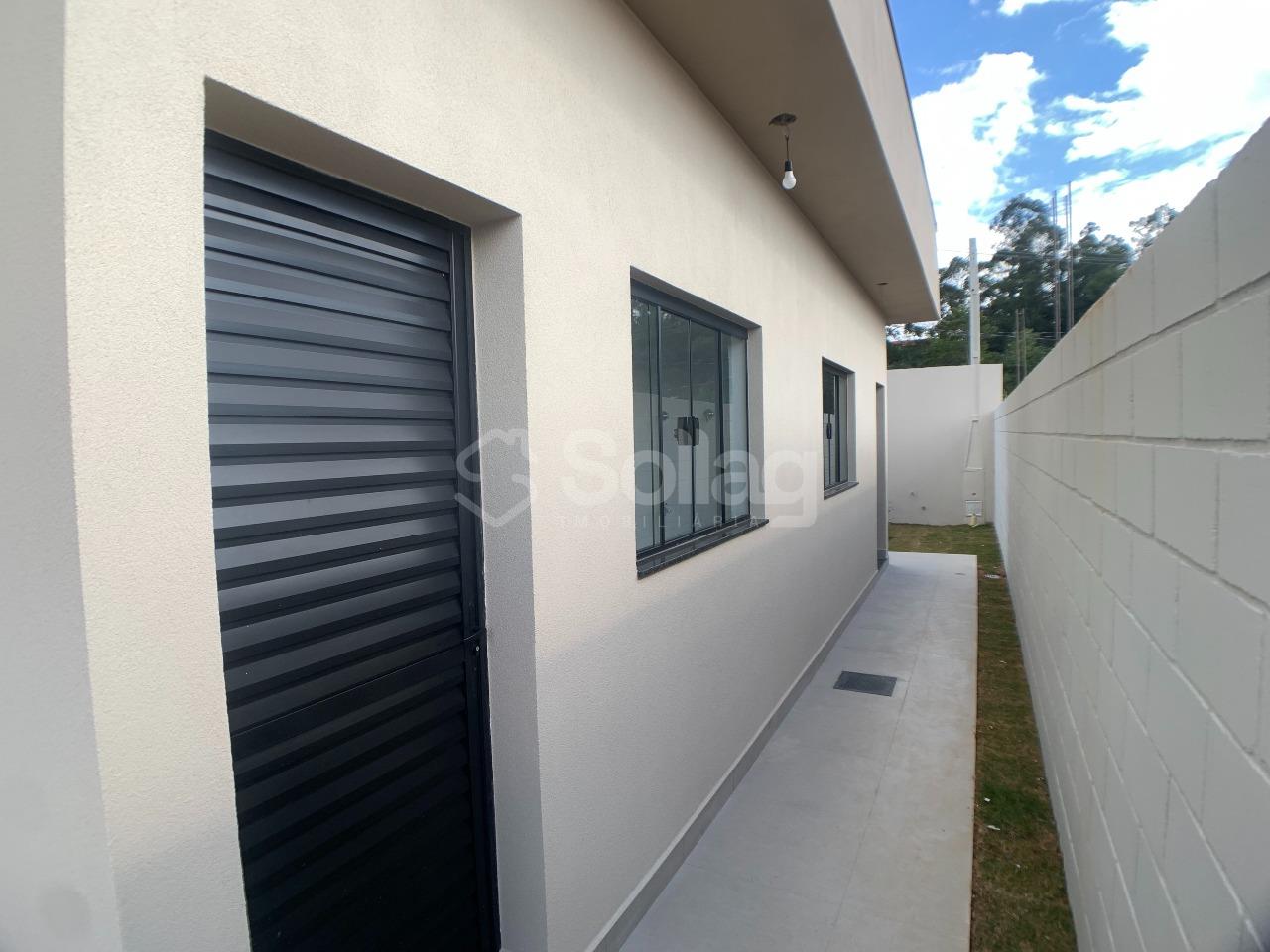 Casa à venda no Pinheirinho: 