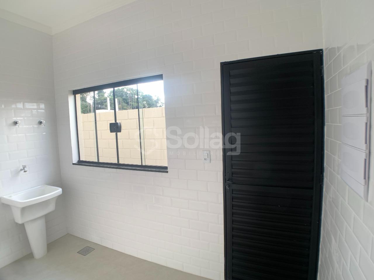 Casa à venda no Pinheirinho: 