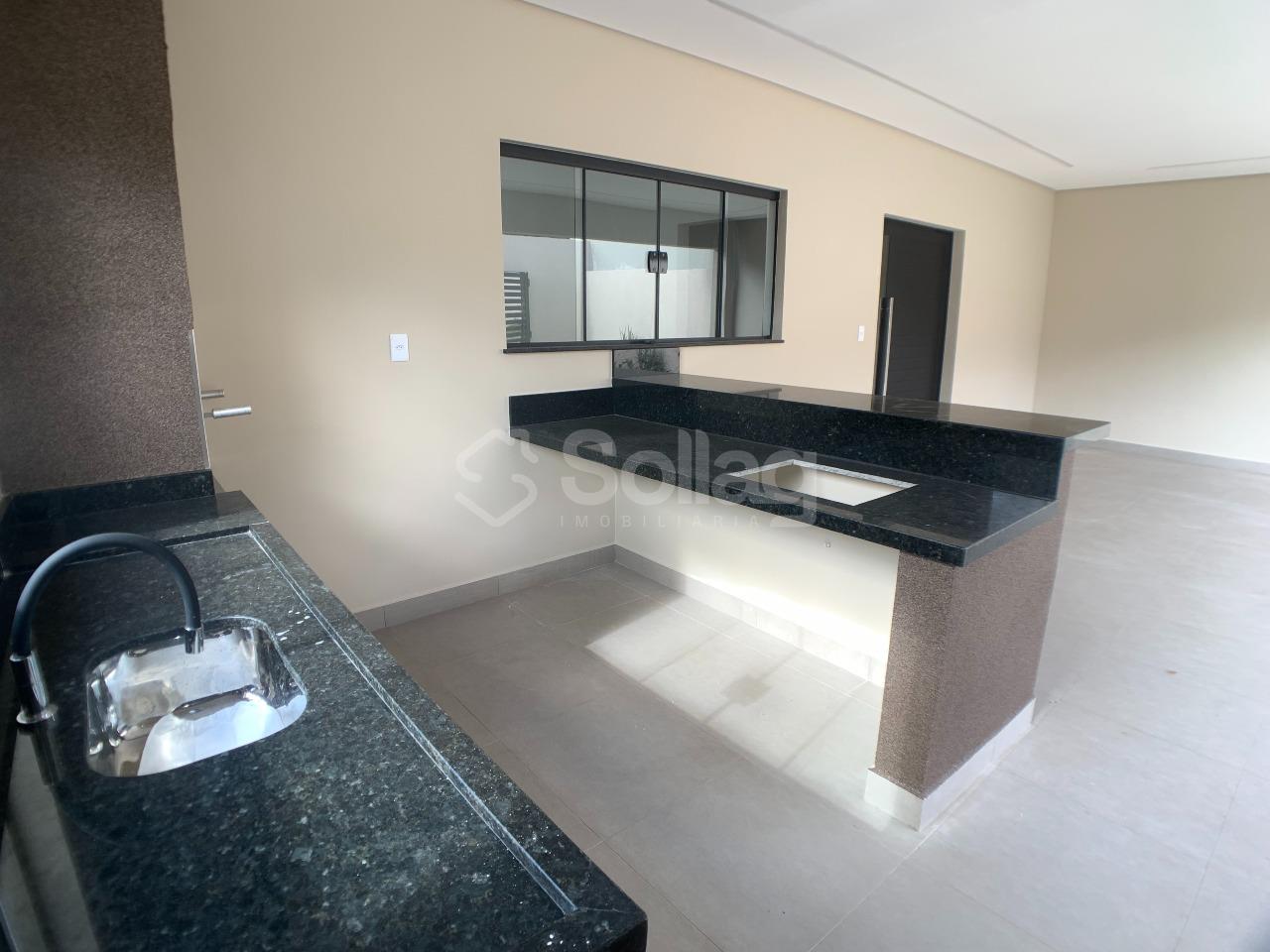 Casa à venda no Pinheirinho: 