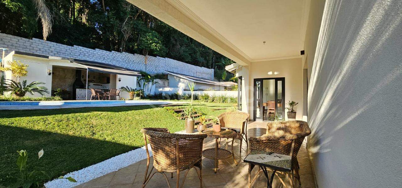 Casa em condomínio à venda no Condomínio Jardim Europa: 