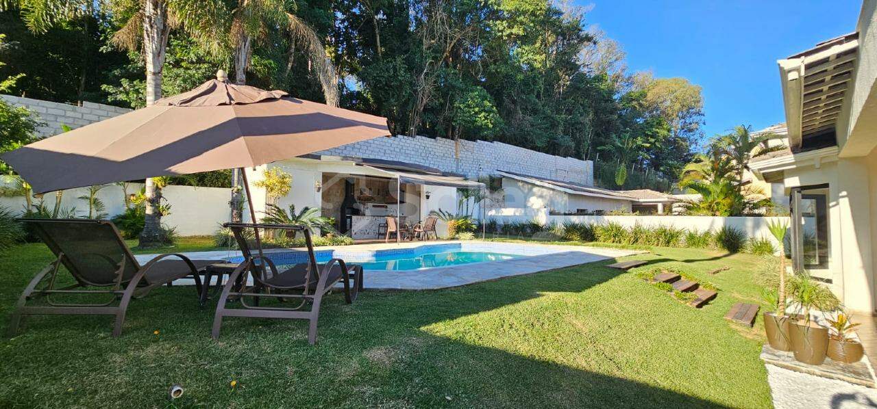 Casa em condomínio à venda no Condomínio Jardim Europa: