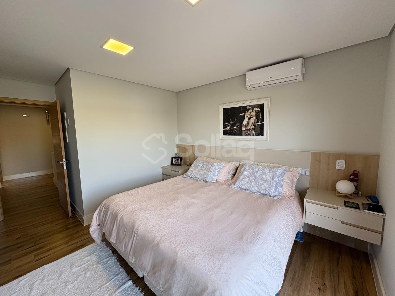 Casa em condomínio à venda no Condomínio Terras de Vinhedo: