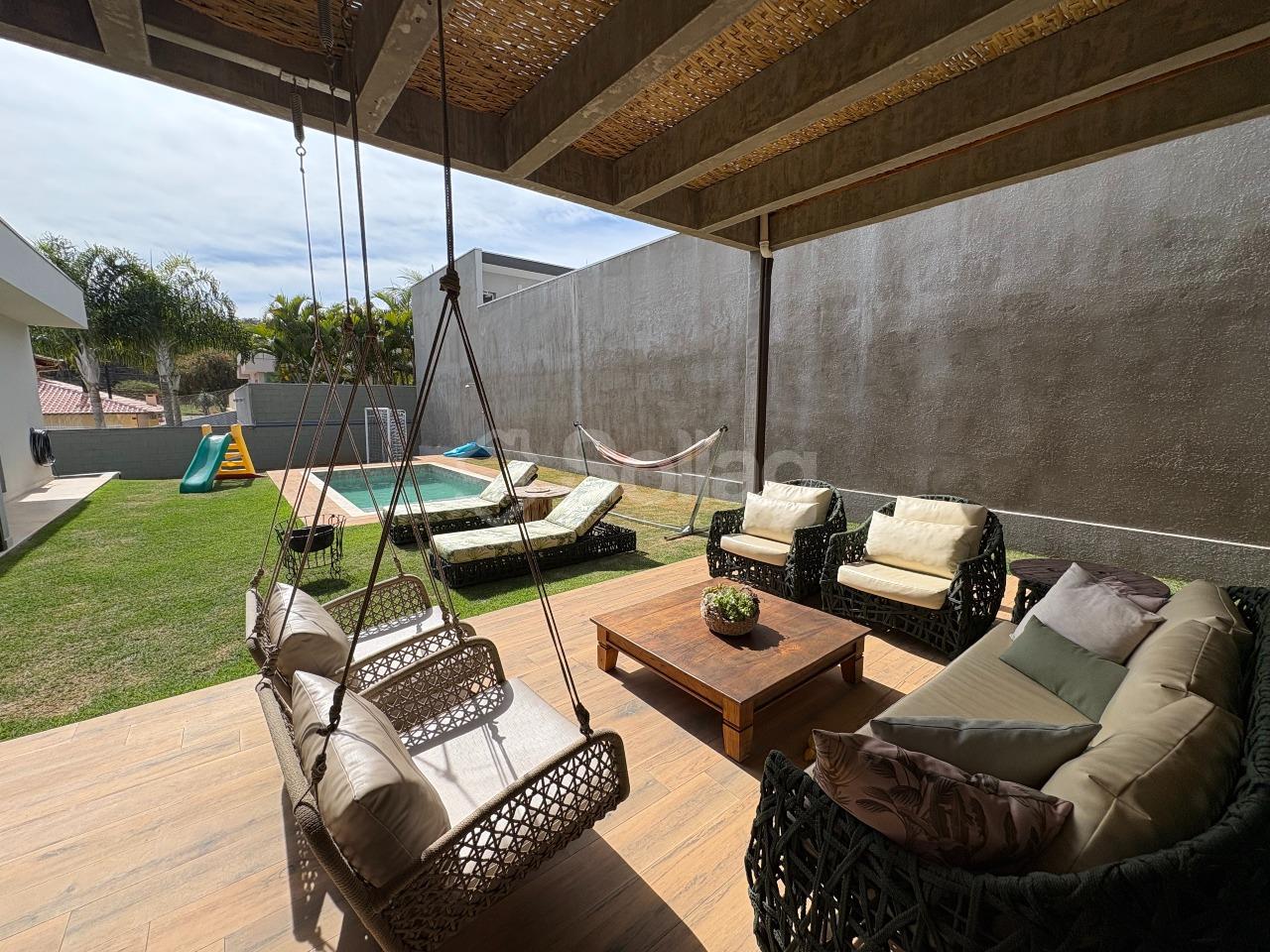 Casa em condomínio à venda no Condomínio Terras de Vinhedo: