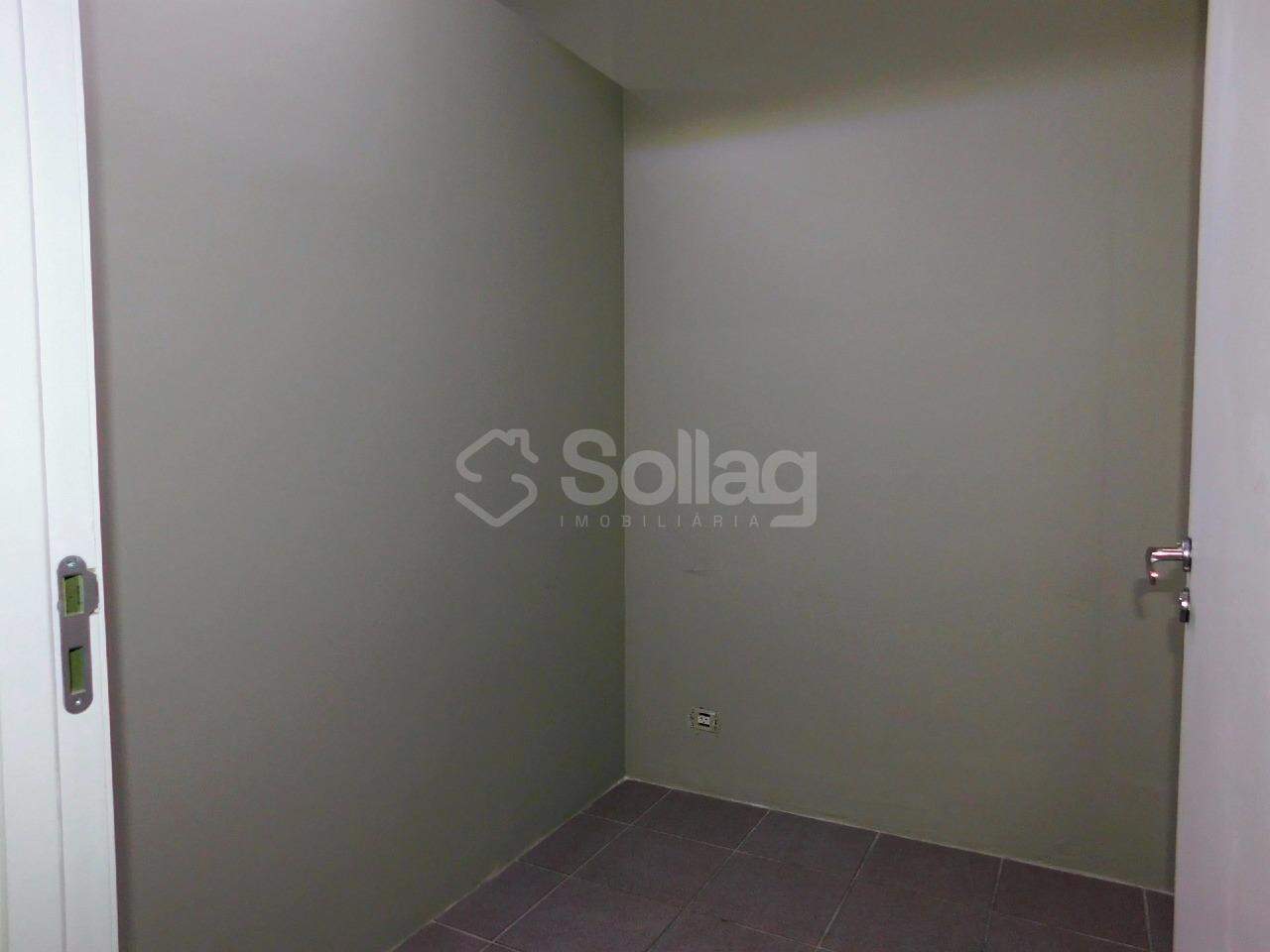 Sala para aluguel no Santa Rosa: 