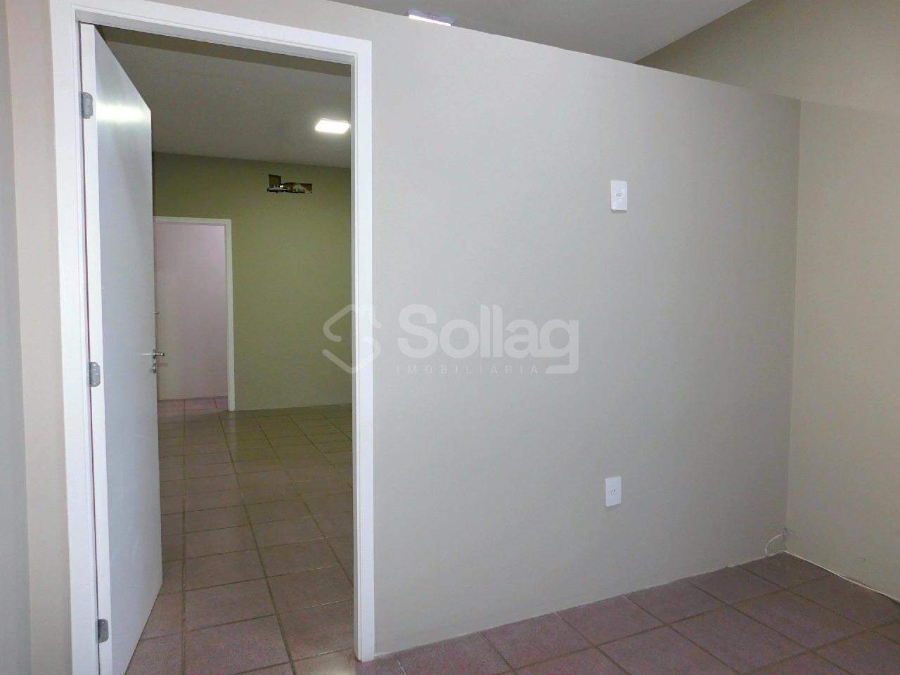 Sala para aluguel no Santa Rosa: 