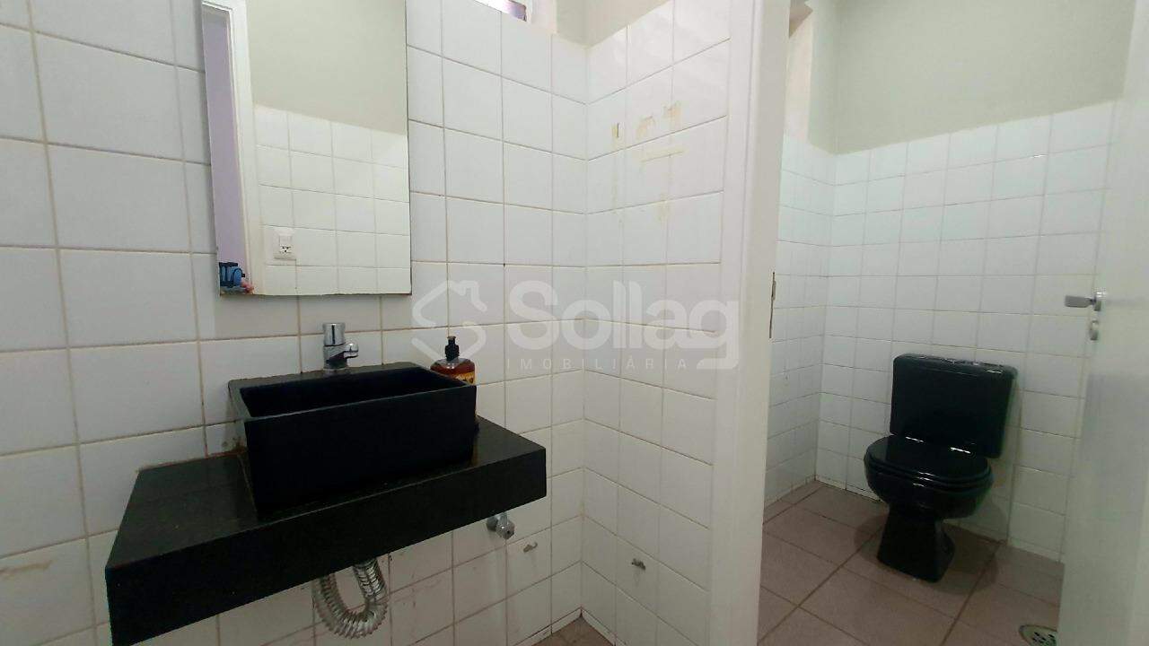 Sala para aluguel no Santa Rosa: 