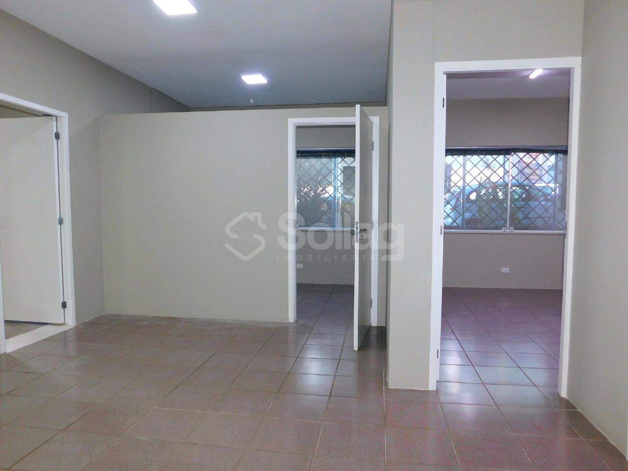 Sala para aluguel no Santa Rosa: 