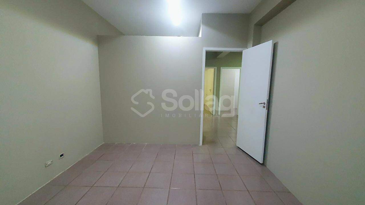 Sala para aluguel no Santa Rosa: 