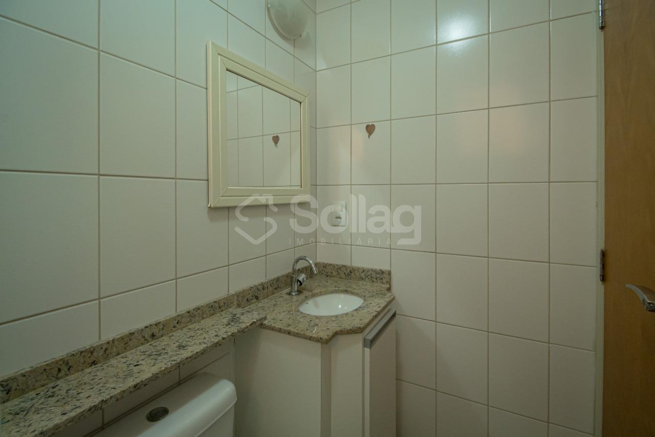 Apartamento para aluguel no Condomínio Europa: 