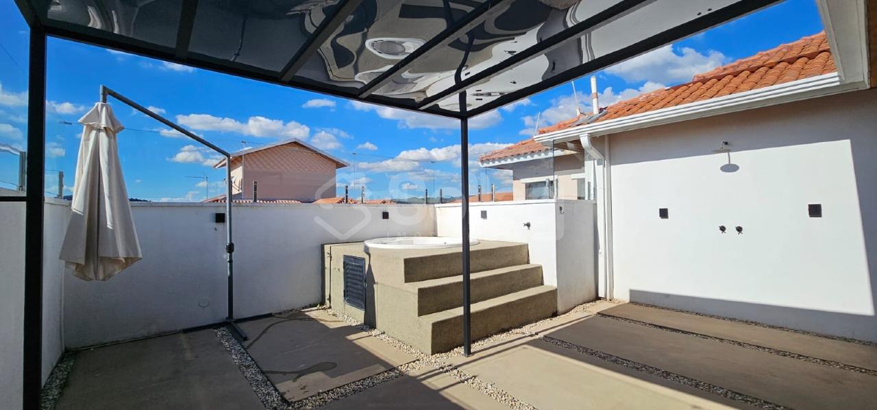 Apartamento à venda no Pinheirinho: 