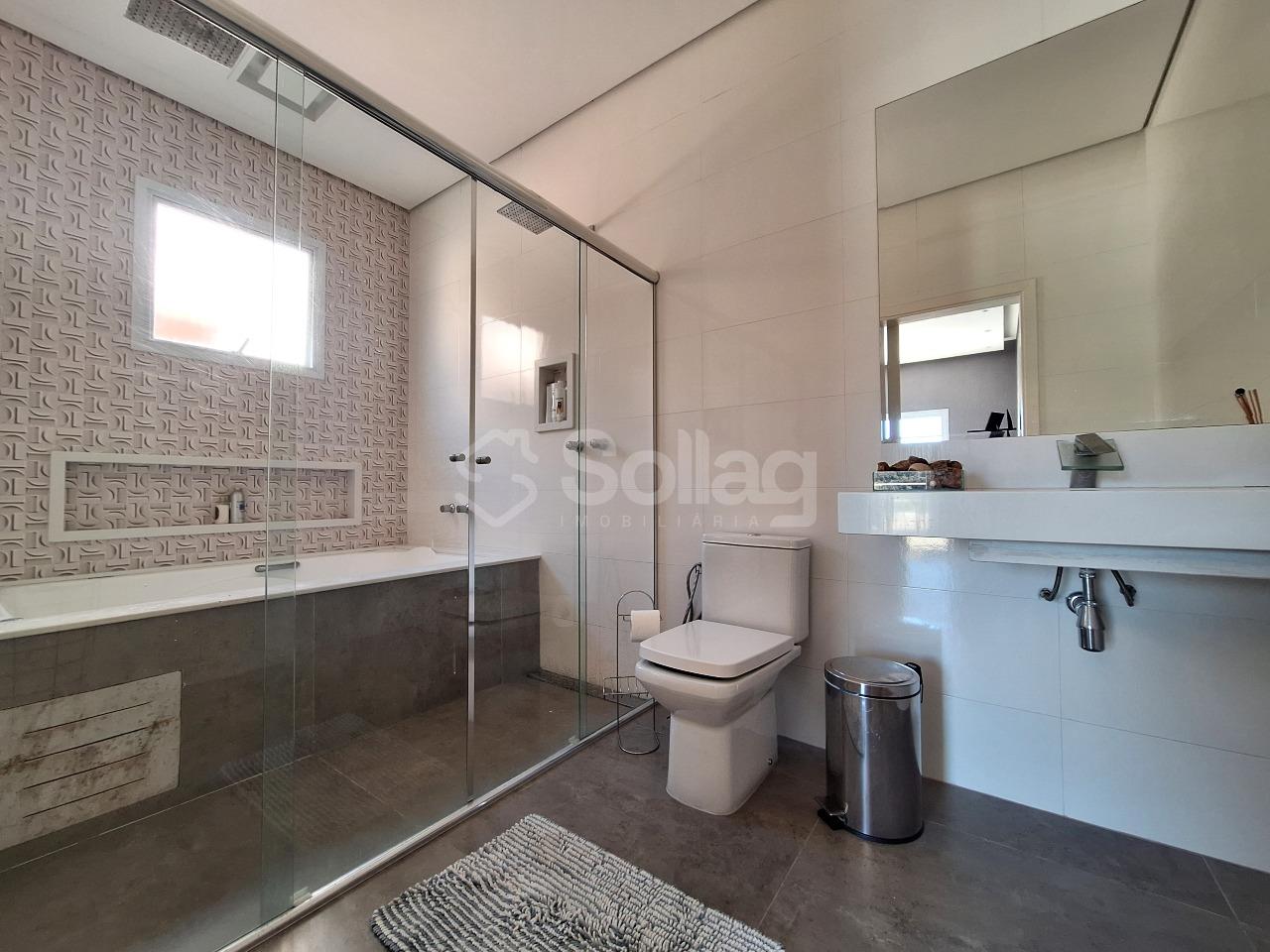 Casa em condomínio para aluguel no Condomínio Reserva Santa Isabel I: 