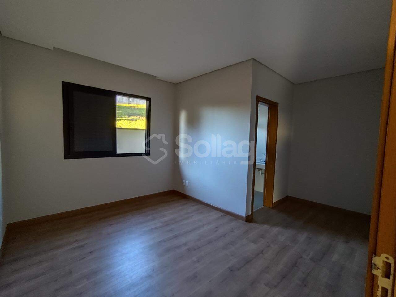 Casa em condomínio à venda no Condomínio Santa Isabel Ii: