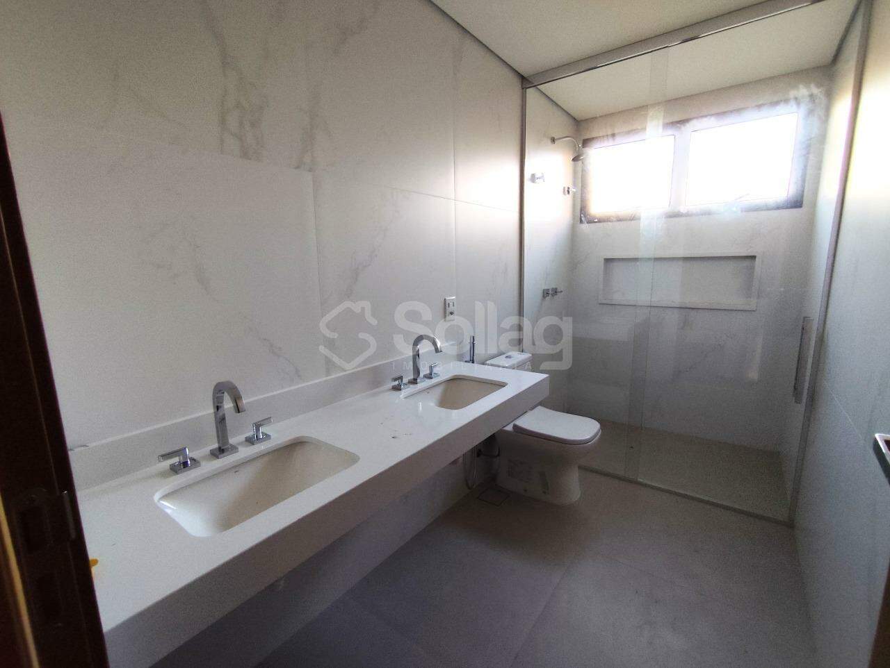 Casa em condomínio à venda no Condomínio Santa Isabel Ii: