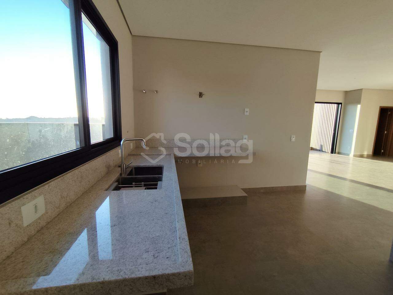 Casa em condomínio à venda no Condomínio Santa Isabel Ii: