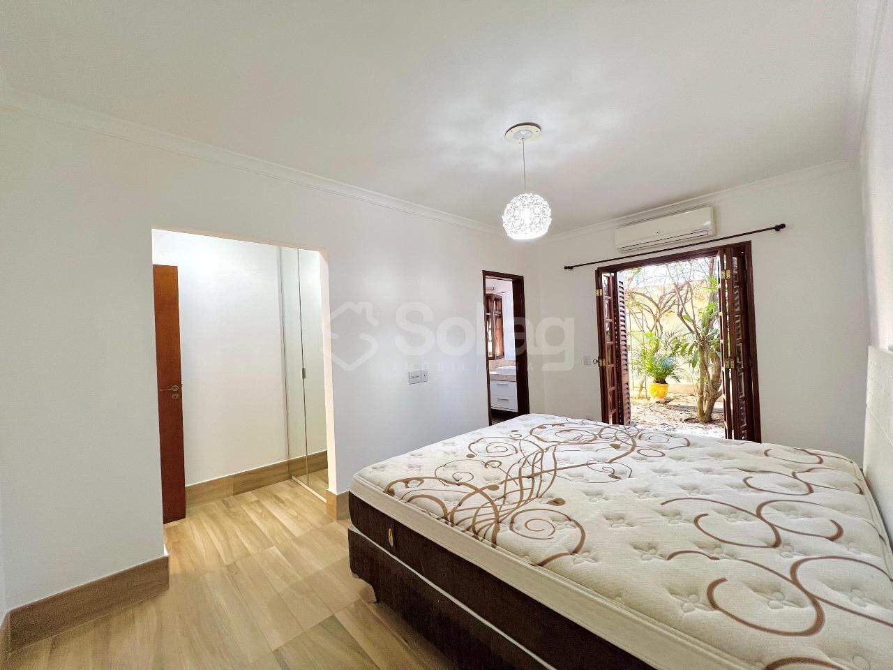 Casa à venda no Bosque: 